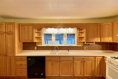 22 East St, Rutland, VT 05701 - photo 5