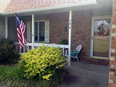 246 S Killingsworth Ave, Bolivar, MO 65613 - photo 2