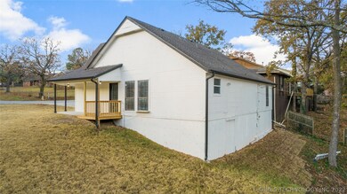 3037 W 57th St, Tulsa, OK 74107 - photo 7