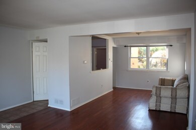 146 Oakmont Rd, Clementon, NJ 08021 - photo 3