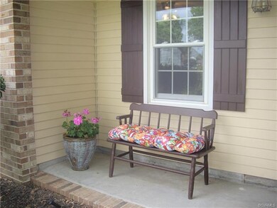 3344 Oakwood Cir, Petersburg, VA 23805 - photo 2