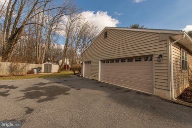 21 Stable Ct, Wilmington, DE 19803 - photo 2