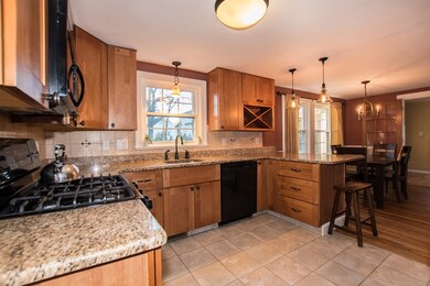 11 Hoover Rd, Walpole, MA 02081 - photo 7