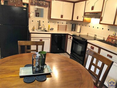 3110 SW Randolph Ave, Topeka, KS 66611 - photo 5