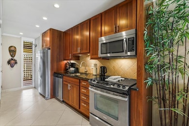 2661 Kekaa Dr unit J211, Lahaina, HI 96761 - photo 6