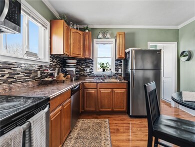 15 Hemalin Rd, Cranston, RI 02910 - photo 4