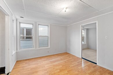 27 Alston St, Somerville, MA 02143 - photo 5