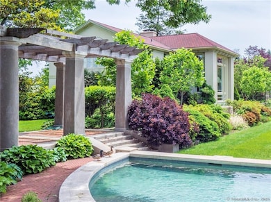 10 Bluewater Hill S, Westport, CT 06880 - photo 2