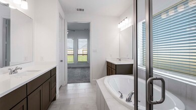 18838 Brego Ln, Tomball, TX 77377 - photo 5