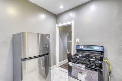 6-web-or-mls-Kitchen v3 2024-07-12-24