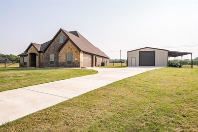 241 Etta Ln, Springtown, TX 76082 - photo 3