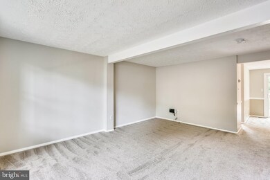 12535 Laurel Grove Place, Germantown, MD 20874 - photo 3