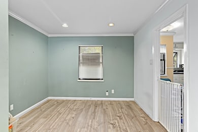 7735 Oak Vista St, Houston, TX 77087 - photo 4