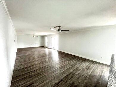 6002 Jerrycrest Dr, Pearland, TX 77584 - photo 3