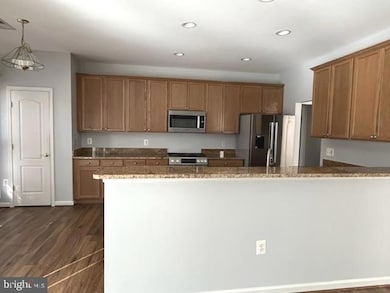 12374 Grantley Ct, Woodbridge, VA 22192 - photo 6