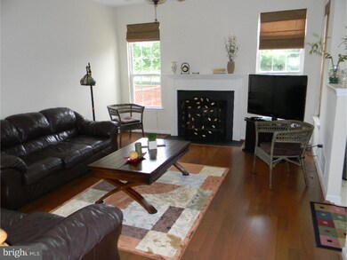 27 Andover Ct, Bordentown, NJ 08505 - photo 3