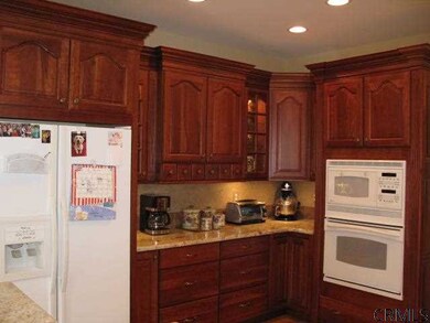 21 Yardley Ct, Albany, NY 12211 - photo 7