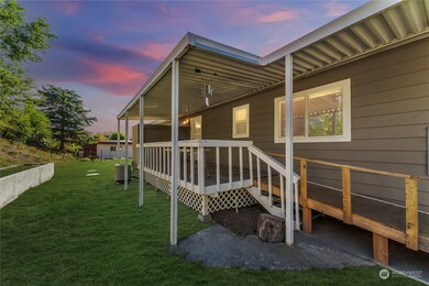 2461 Newpenfold Ct, East Wenatchee, WA 98802 - photo 4