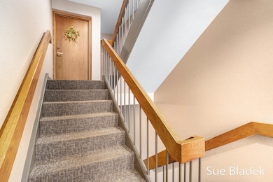 Entry 2nd Floor