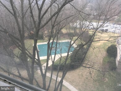 Radnor House unit 817, Bryn Mawr, PA 19010 - photo 2