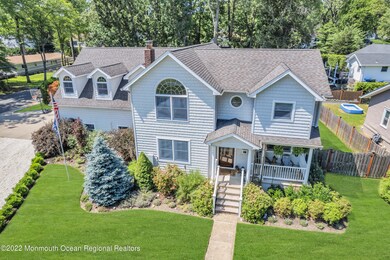 457 Roosevelt Ave, Oakhurst, NJ 07755 - photo 5