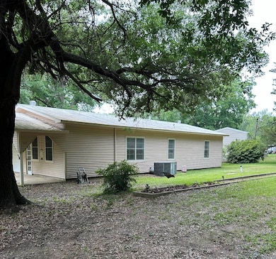 568 Hess Rd unit Tracts 1 and 2, Zwolle, LA 71486 - photo 2