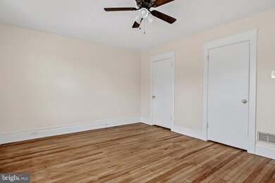 445 A N Second unit 2ND FLR, Lemoyne, PA 17043 - photo 5