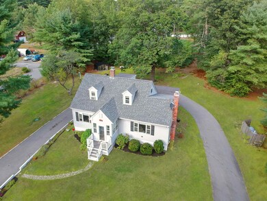 190 Hobbs Rd, Pelham, NH 03076 - photo 4