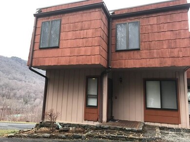 471 Adams Apple Dr unit Bld 1 Un 1, Banner Elk, NC 28604 - photo 2