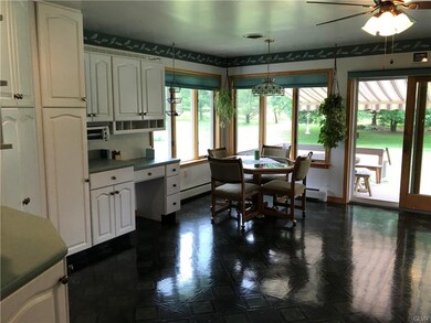 1242 Jacobsburg Rd, Wind Gap, PA 18091 - photo 5