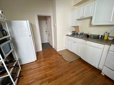 8 Roberts St unit 2R, Brookline, MA 02445 - photo 2