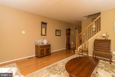 5080 Beacon Hill Ct, Doylestown, PA 18902 - photo 4