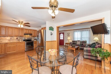 12119 Buttonwood Ln, Middle River, MD 21220 - photo 7