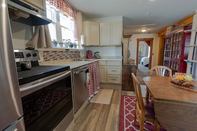 18 State St, Northumberland, NH 03582 - photo 3