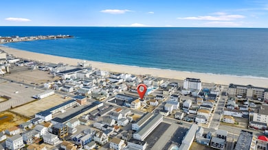 22 1/2 I St unit 2, Hampton, NH 03842 - photo 4