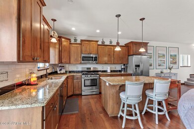14094NPristineCir-8