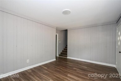 2431 Woodleaf Dr, Gastonia, NC 28052 - photo 5