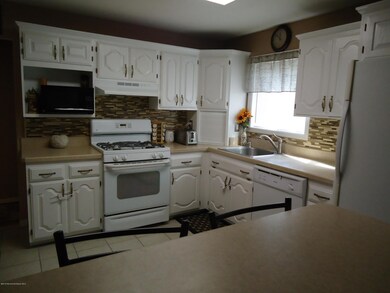Eat in Kitchen
