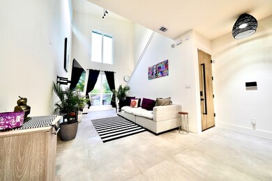 2205 Staples St unit B, Houston, TX 77026 - photo 6