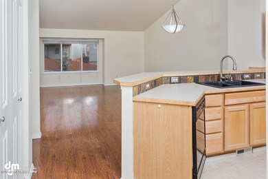 Kitchen_DMD_1784-SMALL