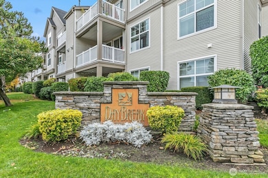 23420 SE Black Nugget Rd unit C-303, Issaquah, WA 98029 - photo 3