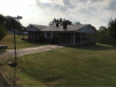 422 Little Caney Ridge, Coeburn, VA 24230 - photo 7