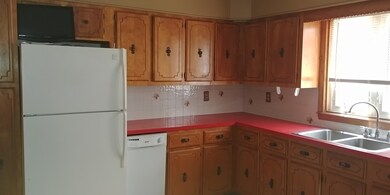 269 Brightman St unit 1, Fall River, MA 02720 - photo 2