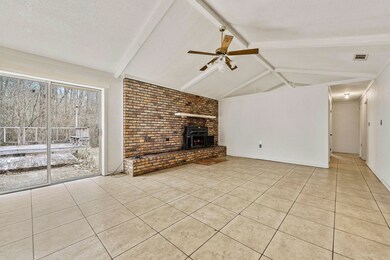 4304 Wildwood Rd unit DRO, Moss Point, MS 39562 - photo 3