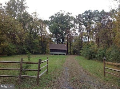 1564 Deer Rapids Rd, Strasburg, VA 22657 - photo 3