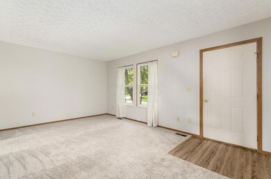 Foyer/Family Room