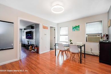 286 Brighton St, Staten Island, NY 10307 - photo 7