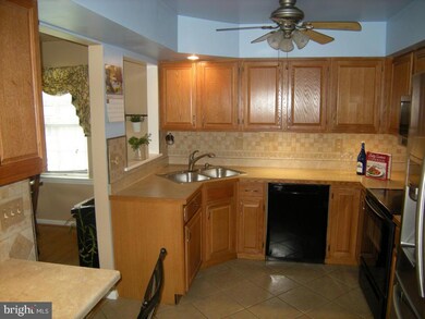 4000 Parkside Ct, Mount Joy, PA 17552 - photo 7