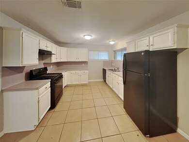 7203 Gore Dr, Houston, TX 77016 - photo 6