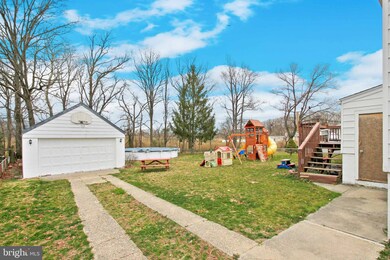 538 W Woodlynn Rd, Essex, MD 21221 - photo 3